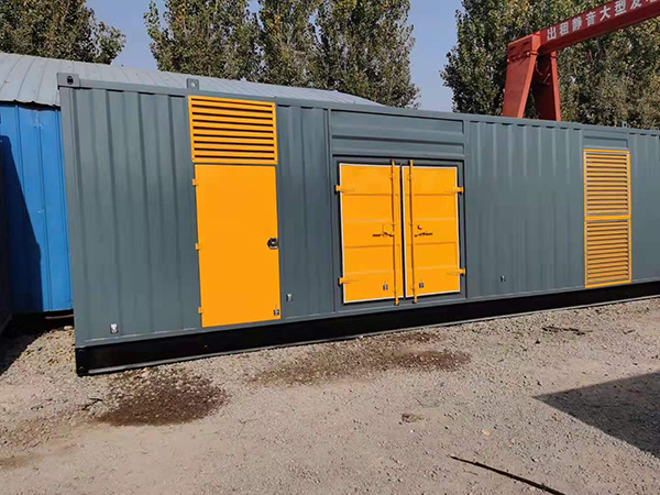 科尔沁右翼中300kw 柴油发电机组用多大的空气开关？